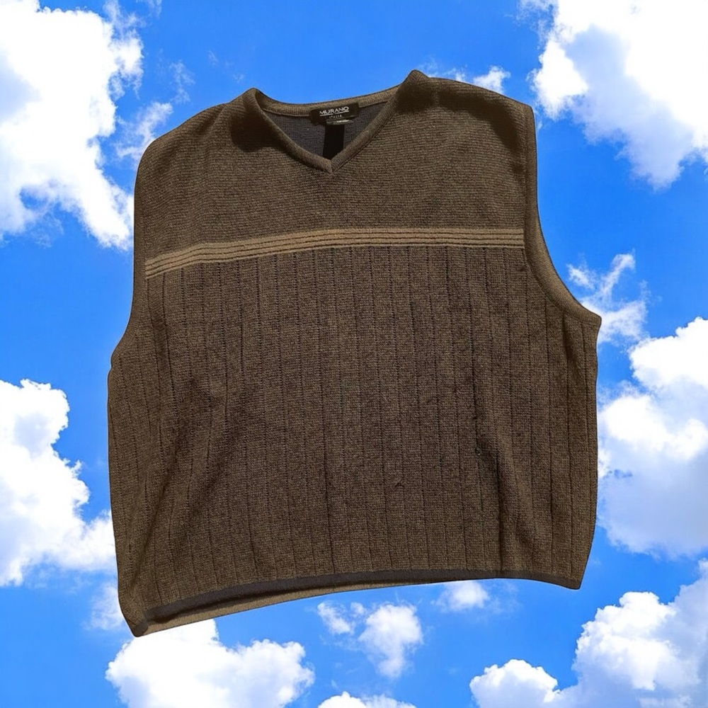 Murano V-Neck Sweater Vest in Rich Brown